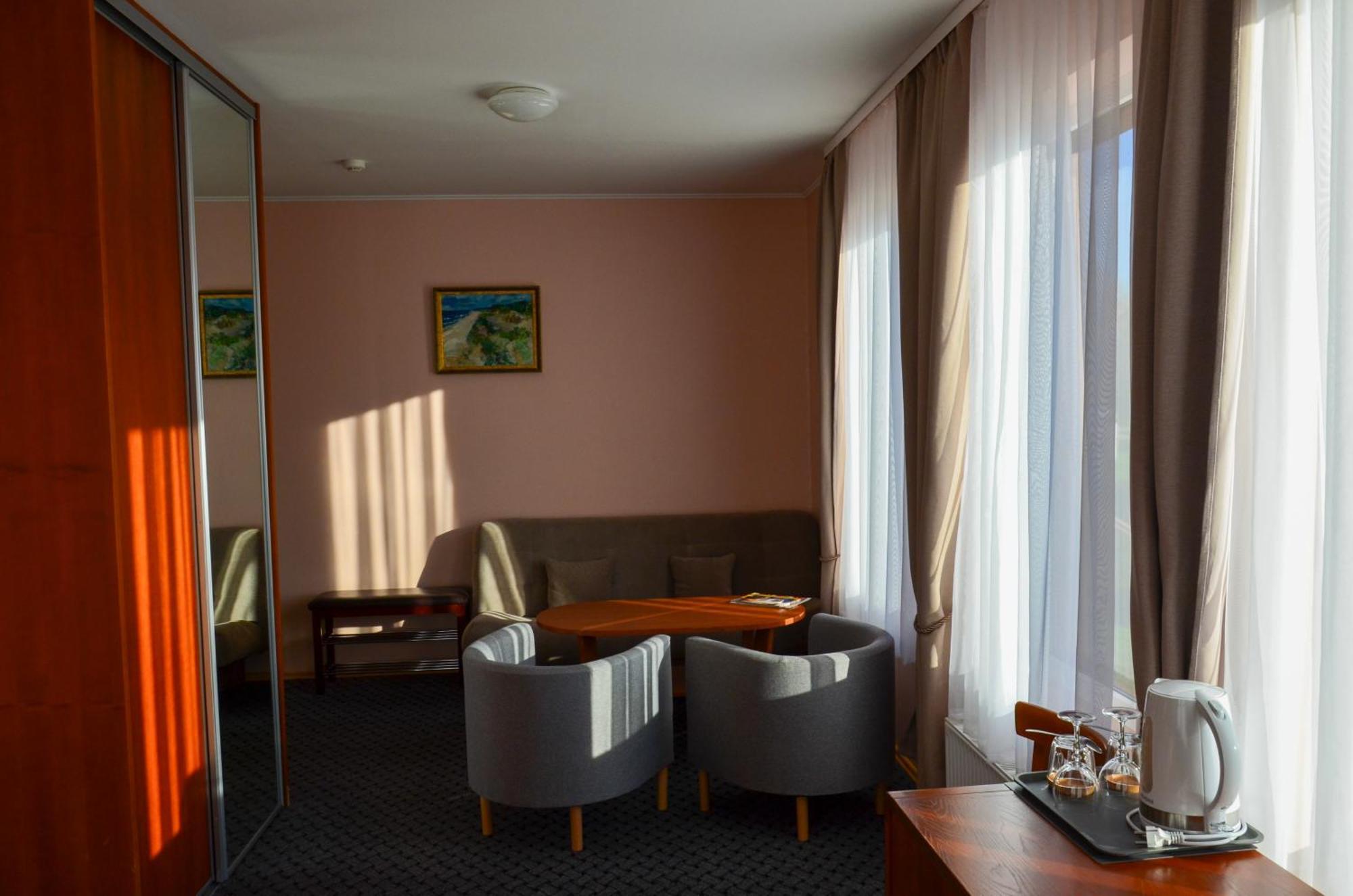 Hotel Viesbutis Ventaine Ventė Zewnętrze zdjęcie