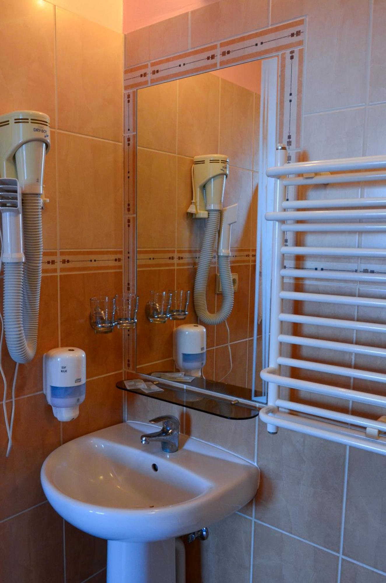 Hotel Viesbutis Ventaine Ventė Zewnętrze zdjęcie